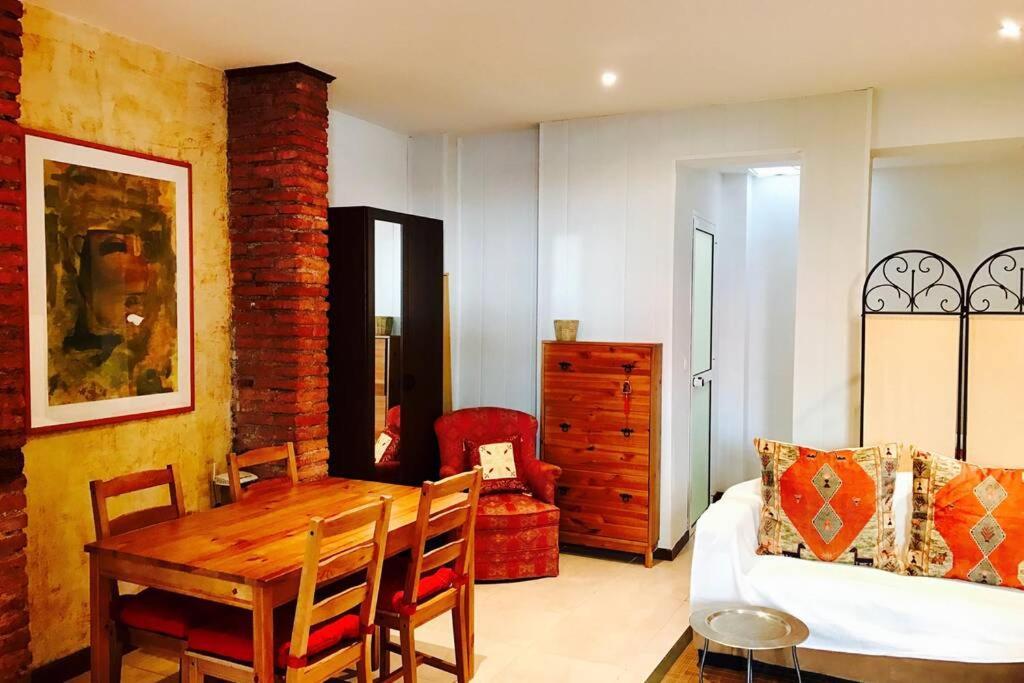 Tgh Acogedor Loft En Malagaアパートメント エクステリア 写真